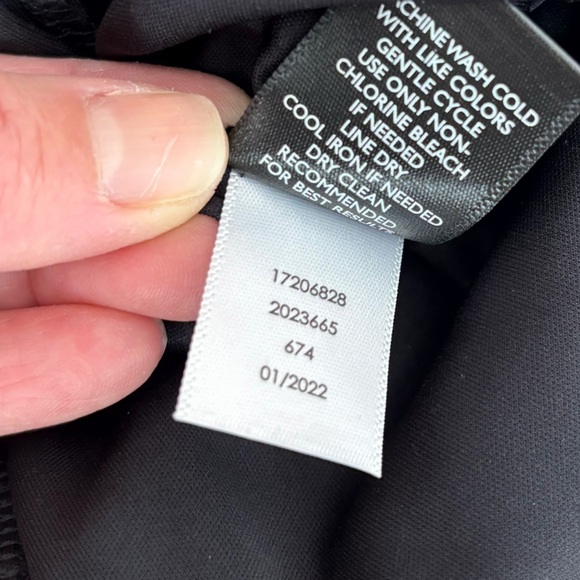 Torrid Black Lace V-Neck Short Sleeve Bodysuit Size 2X - Picture 14 of 14